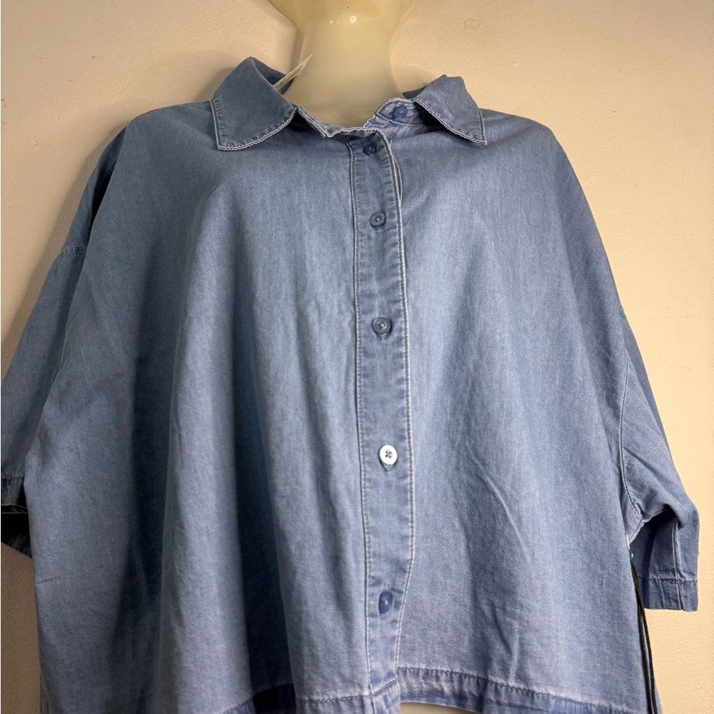 Forever 21 Blue Denim Crop Top